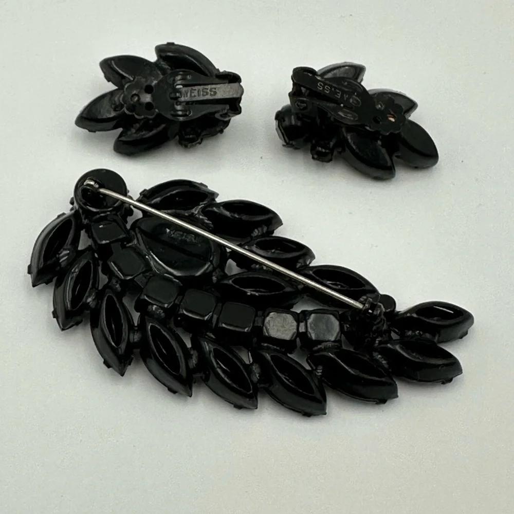 Weiss Signed Vintage Black Rhinestone Brooch & Earrings Set